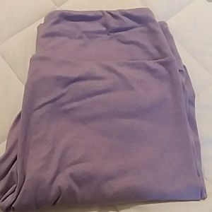 LuLaRoe OS Lavender Leggings